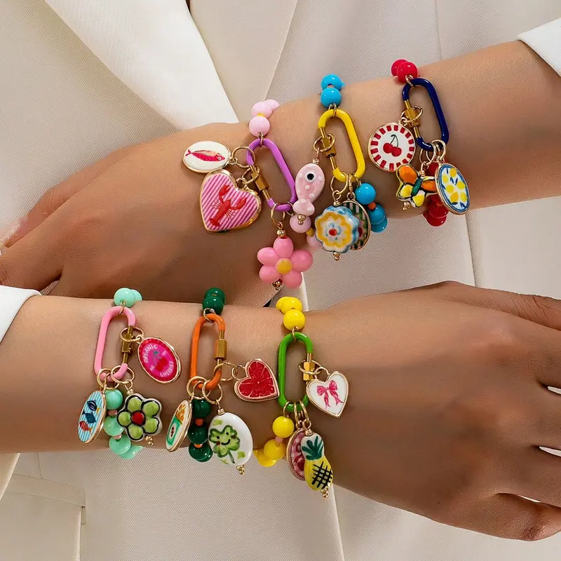 Women's 6 Pcs Colorful Enamel Pendant Beaded Bracelets, Y2K Cute Fruit & Heart Charms with Lobster Clasp, Multicolor Resin Beads Stackable Set, Heart Design Bracelets, Fashion Bracelets