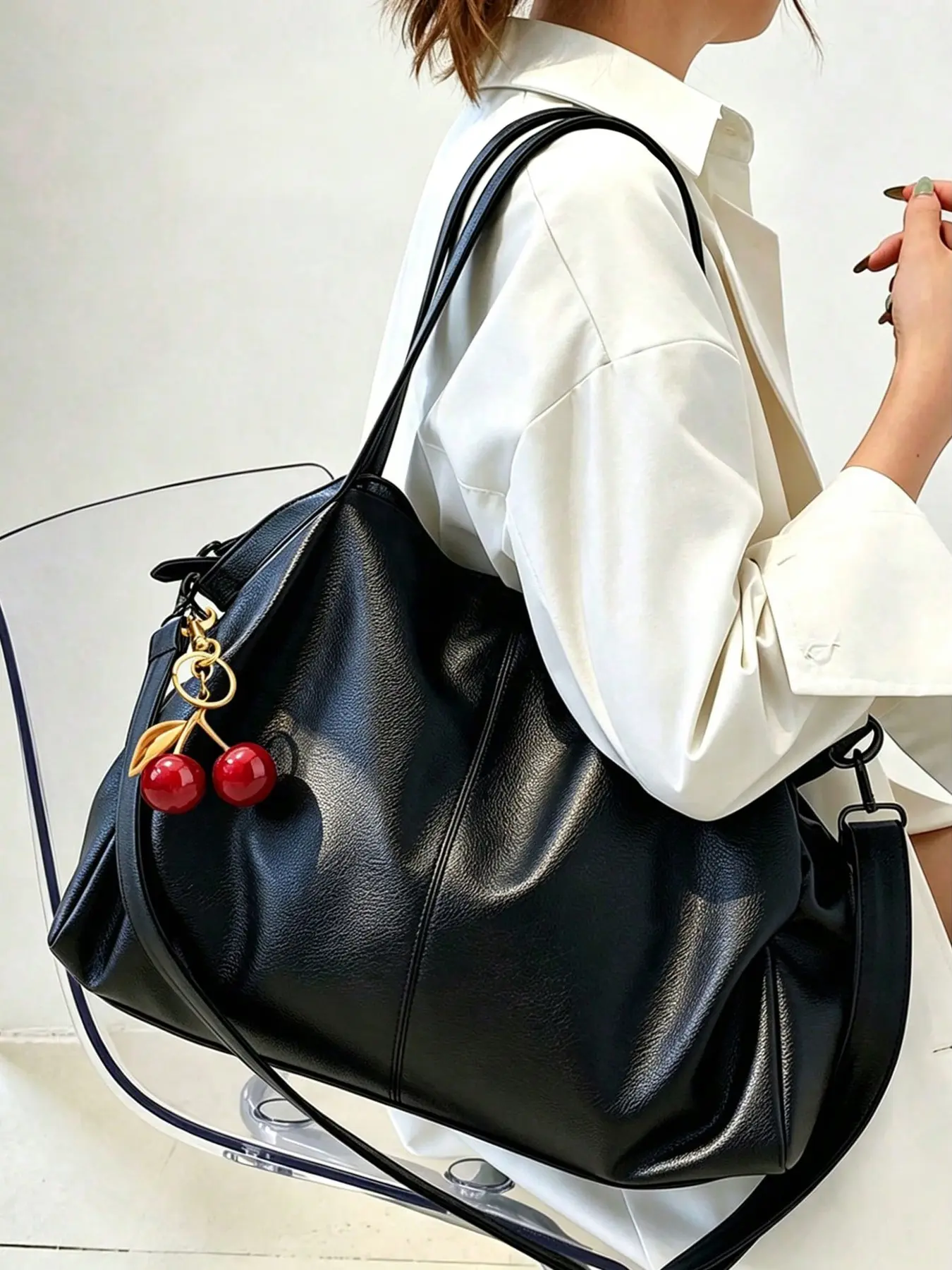 Business style elegant and exquisite practical texture tote bag, Business Multifunctional bag, large capacity fashionable solid color versatile personalized single shoulder handbag, with cherry pendant design, suitable for daily commuting and shopping