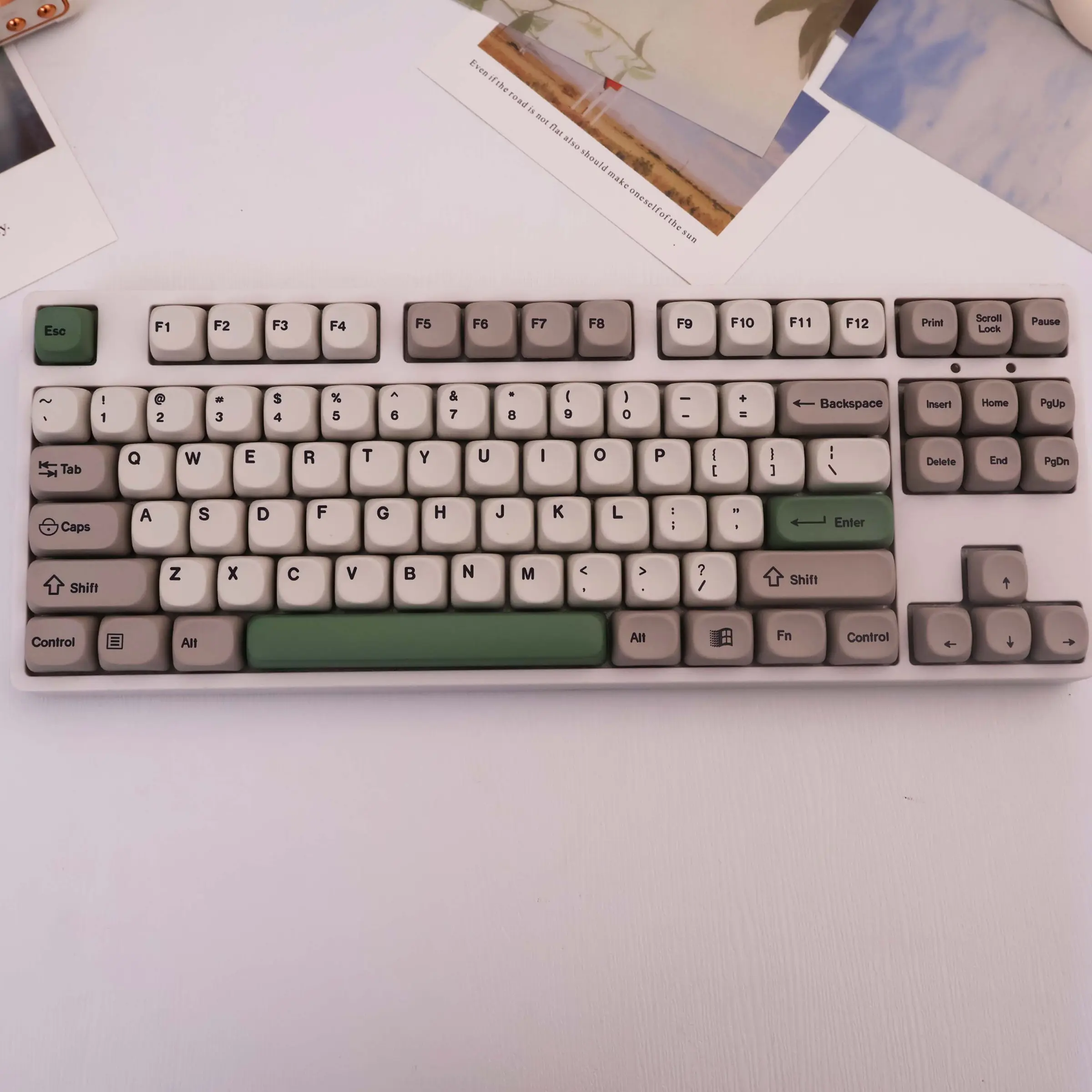 137 Key 9009 Pbt Keycaps, Dye Sublimation Process, Moa Profile, Compatible with Mx Axes, Suitable for 61/64/68/87/96/104/108 Keyboards