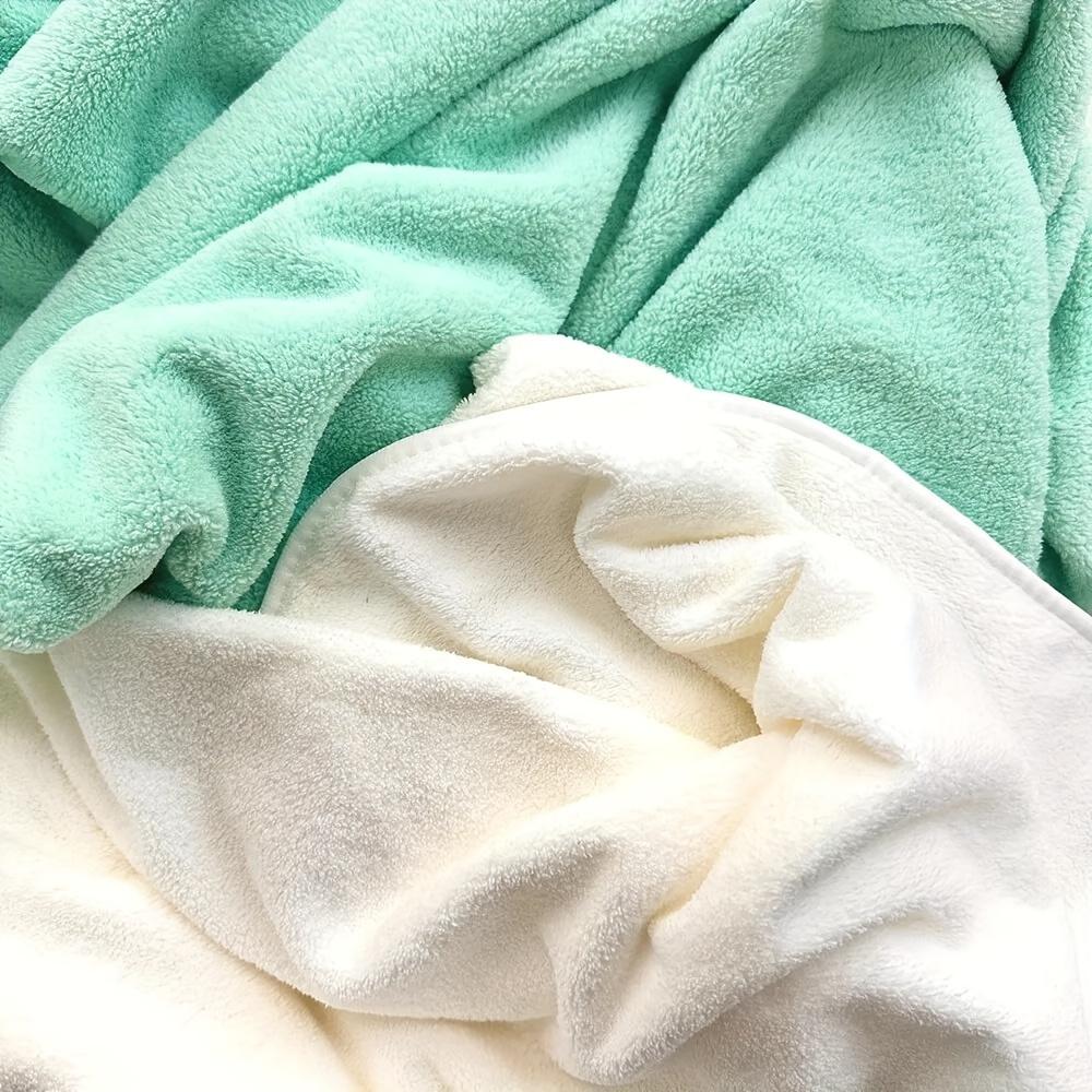 Premium Ultra Soft & Highly Absorbent Kids Bath Towel | Adorable Animal Pattern Design | 31.5" X 31.5" (80x80cm) Breathable Polyester | Multipurpose Use: Baby Shower Towel, Stroller Blanket, Beach Blanket, All-Season Essential for Toddlers & Infants