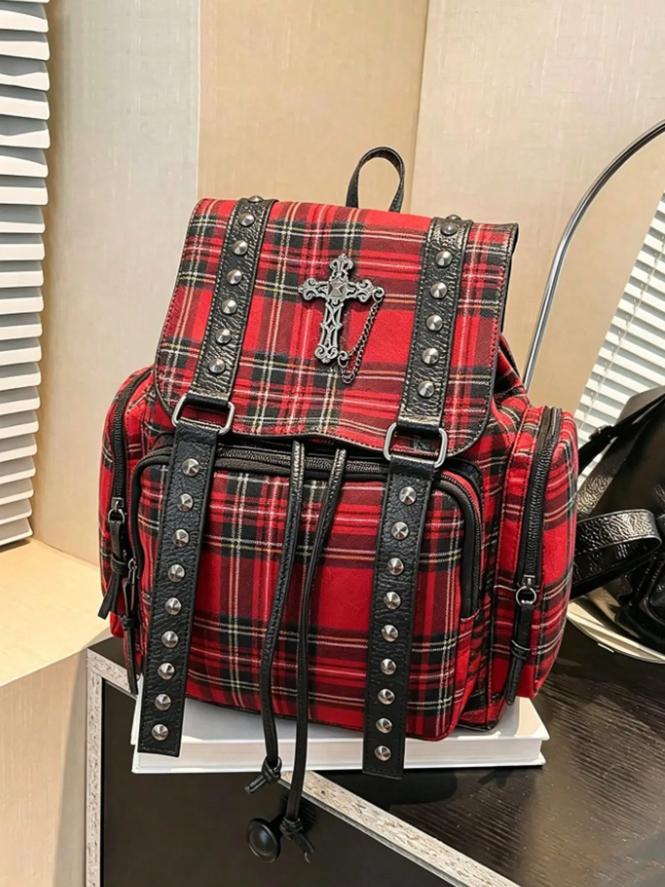 Y2K Gothic Women's Red Checkered Flip Cover Backpack, Punk Riveted Backpack with Silver Metal Cross Chain Decoration, Drawstring Multi Pocket Large Capacity Backpack, Ideal for Schools, Daily Travel, and Streetwear
