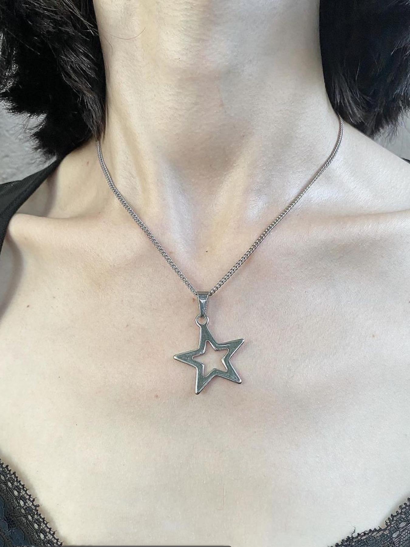Hollow Out Star Design Pendant Necklace for Women & Girls, Stainless Steel Jewelry for Party, Daily Clothing Decor, Perfect for Gift, Fashion Necklace Hollow Out Star Design Pendant Necklace for Women & Girls, Stainless Steel Jewelry for Party, Daily Clothing Decor, Perfect for Gift, Fashion Necklace