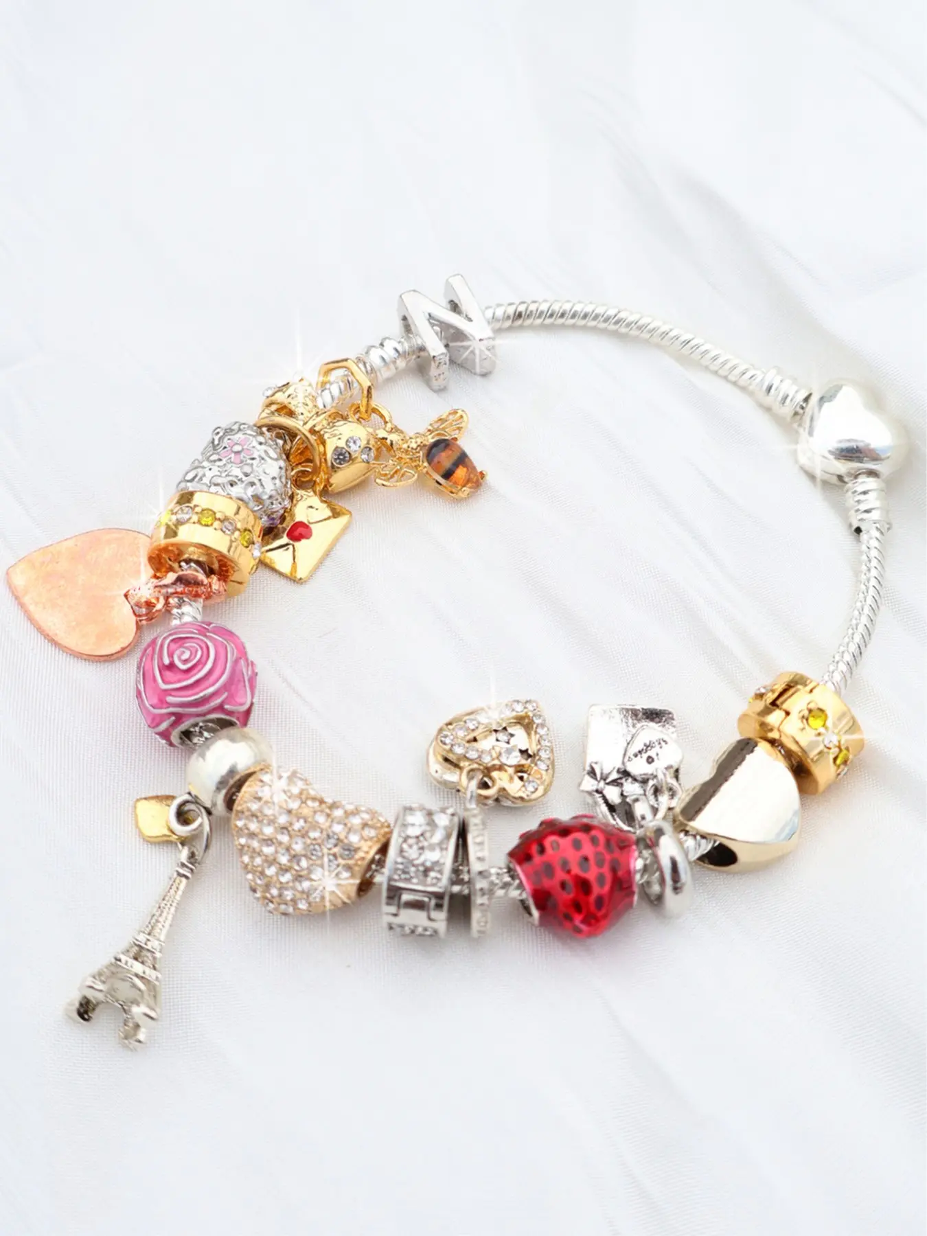 Heart Strawberry Bee Clasp Bracelet, DIY Accessories, Sparkly Heart Rhinestones, Fashionable Daily Wear, Multi-Element Buckle Chain