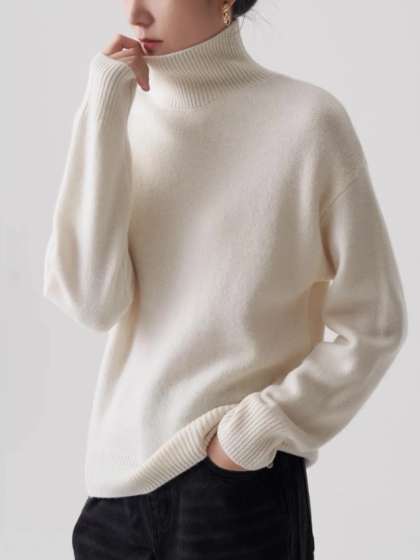 Seamless 100% Merino Wool High Neck Solid Sweater, Loose Fit Warm Long Sleeve Top, Versatile Commute Wool Shirt, Cozy and Stylish