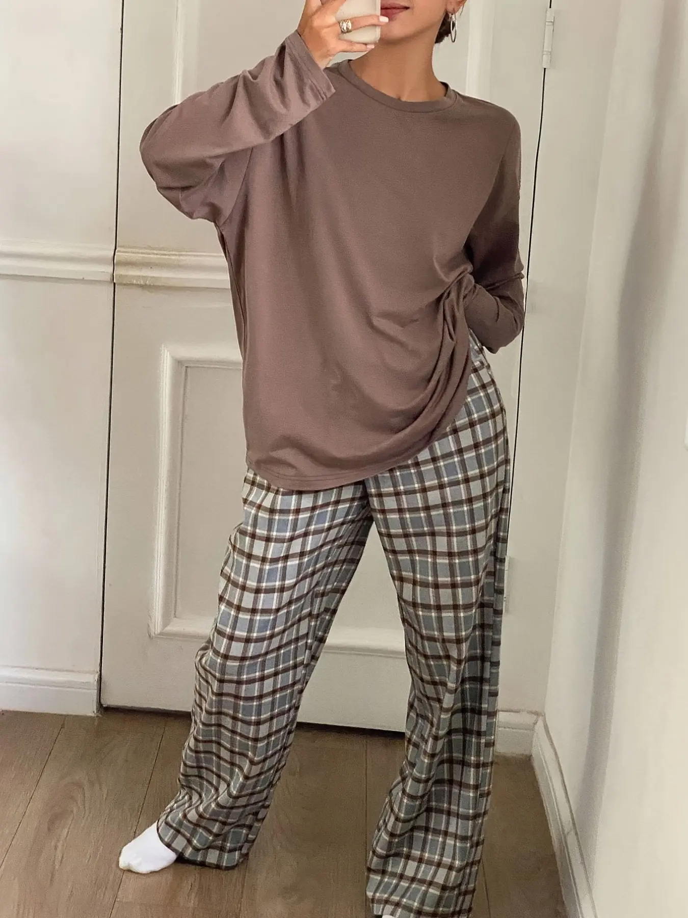 Women's 2-Piece Loose Fit Casual Long Sleeve Crew Neck Pajama Set, Comfortable Breathable Sleepwear Loungewear Homewear for Ladies, Soft Fabric Nightgown