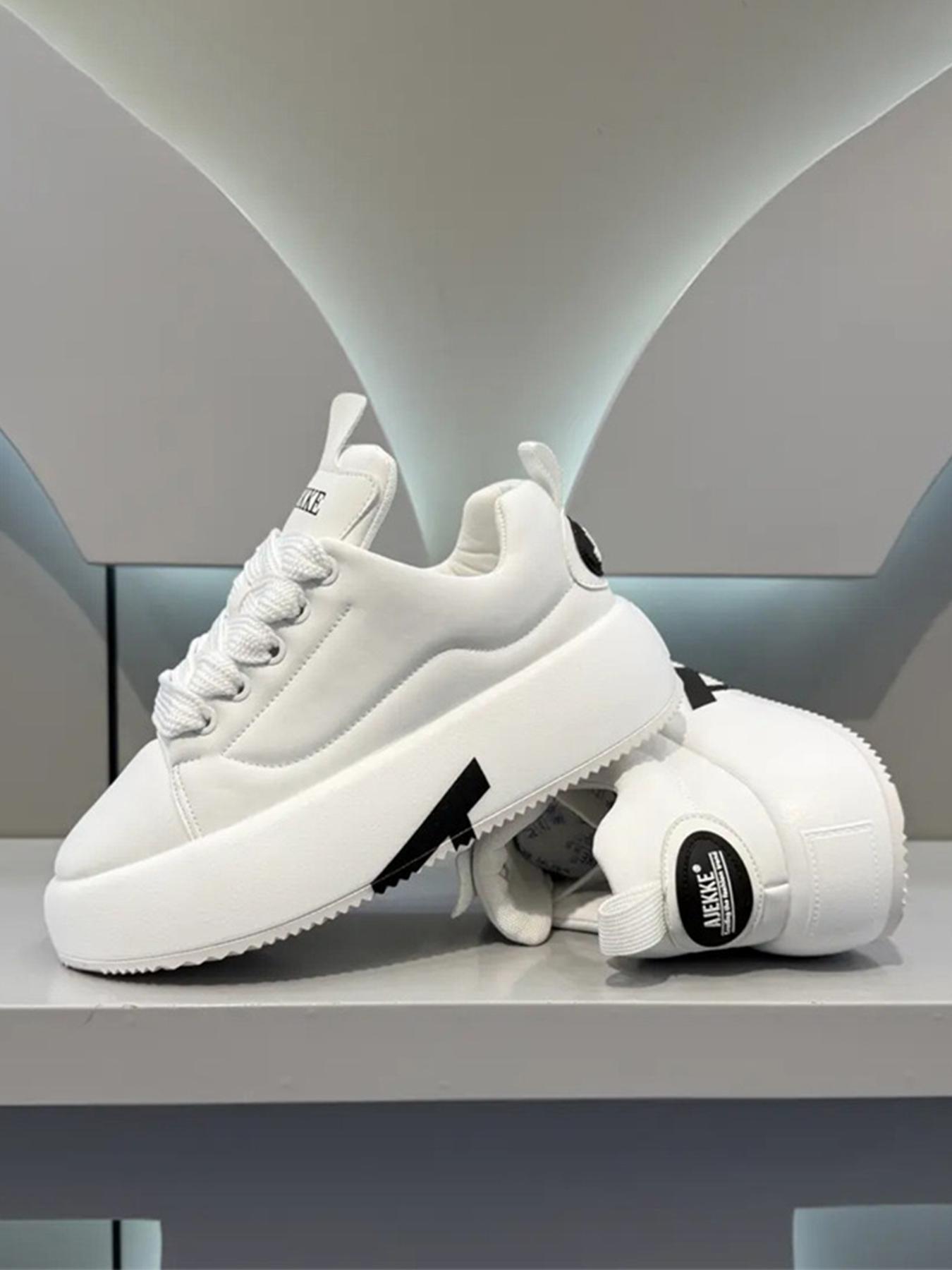 Men's Fashionable Lace Up Low Top Sneakers, Casual Comfortable Breathable Sports Athletic Running Shoes, Male All-match Round Toe Shoes for Daily Wear, Closed