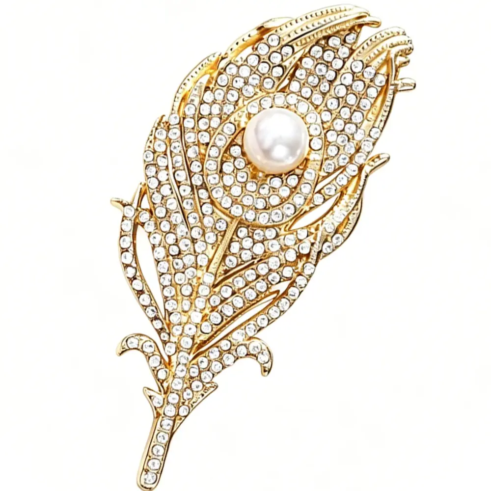 Luxury Gold Peacock Feather Brooches for Women Man Unisex Rhinestone Pearl Banquet Party Brooch Pins Gifts