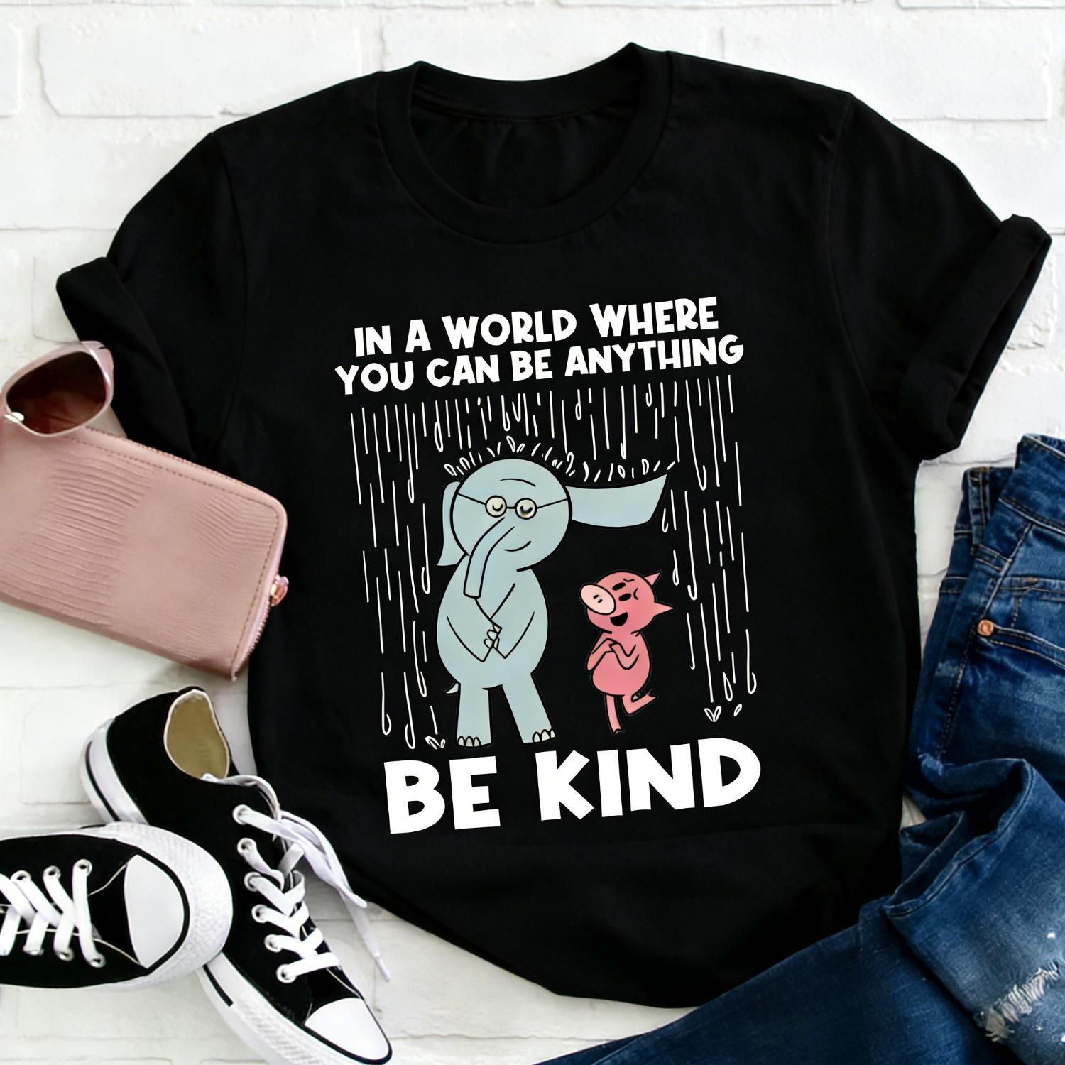 Be Kind Teacher Sports Top - Kindergarten Educator Outfits, Birthday Gift, Everyday Style, Kindness-Themed Tops for Teachers, Fitted