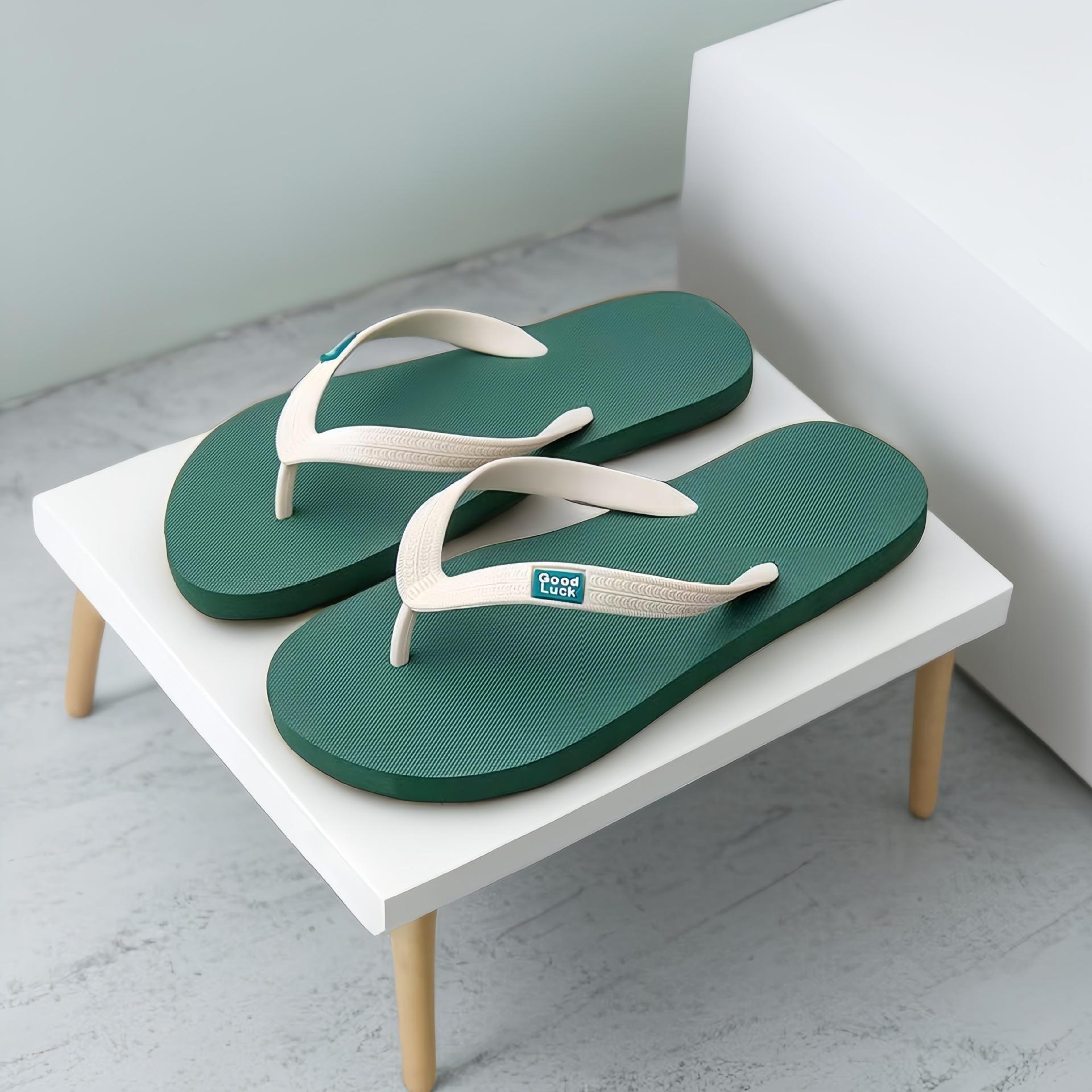 Men's Flip Flops Summer Casual Shoes Home Outdoor Dual-use Sandals Two-tone Sole Beach Shoes Non-slip Comfortable & Stylish