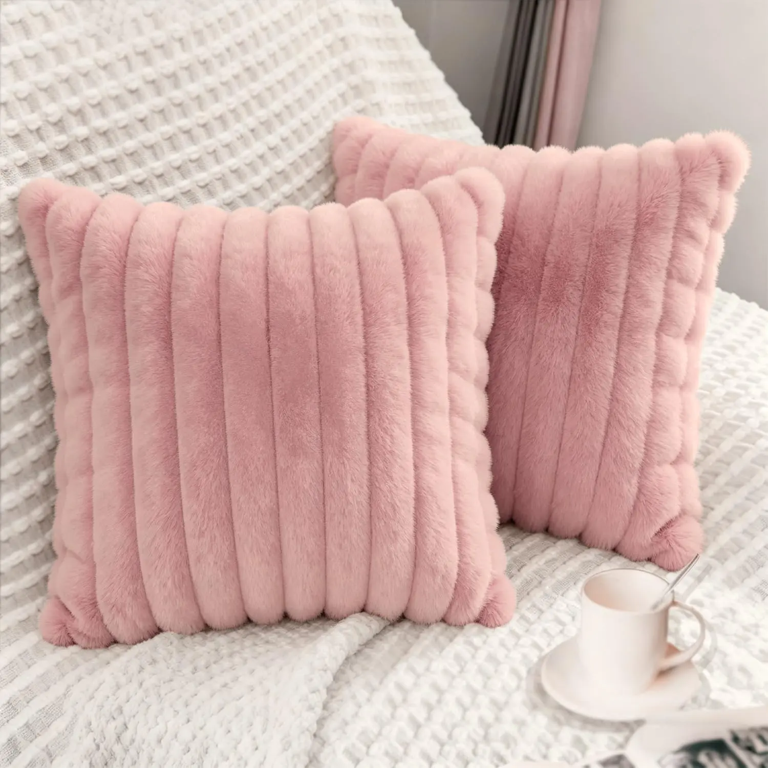 2 Pack 18x18 Pillow Cover Velvet Pillow Covers, Faux Fur Square Throw Pillow Covers for Living Room Decorations Throw Pillow Case, Throw Pillow Cover Cushion Cover for Home Sofa Bedroom Car, Pink