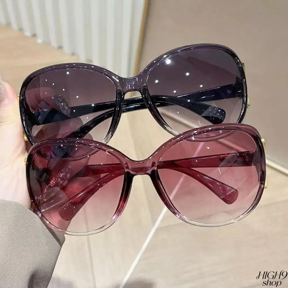 4 Pack Y2K Oversized Round Tortoise Shell Eyeglasses for Women, Lightweight Non-Prescription Frames with Pink Purple Gradient AC Tinted Lenses, Fashion Decor Glasses for Driving Travel Daily Use