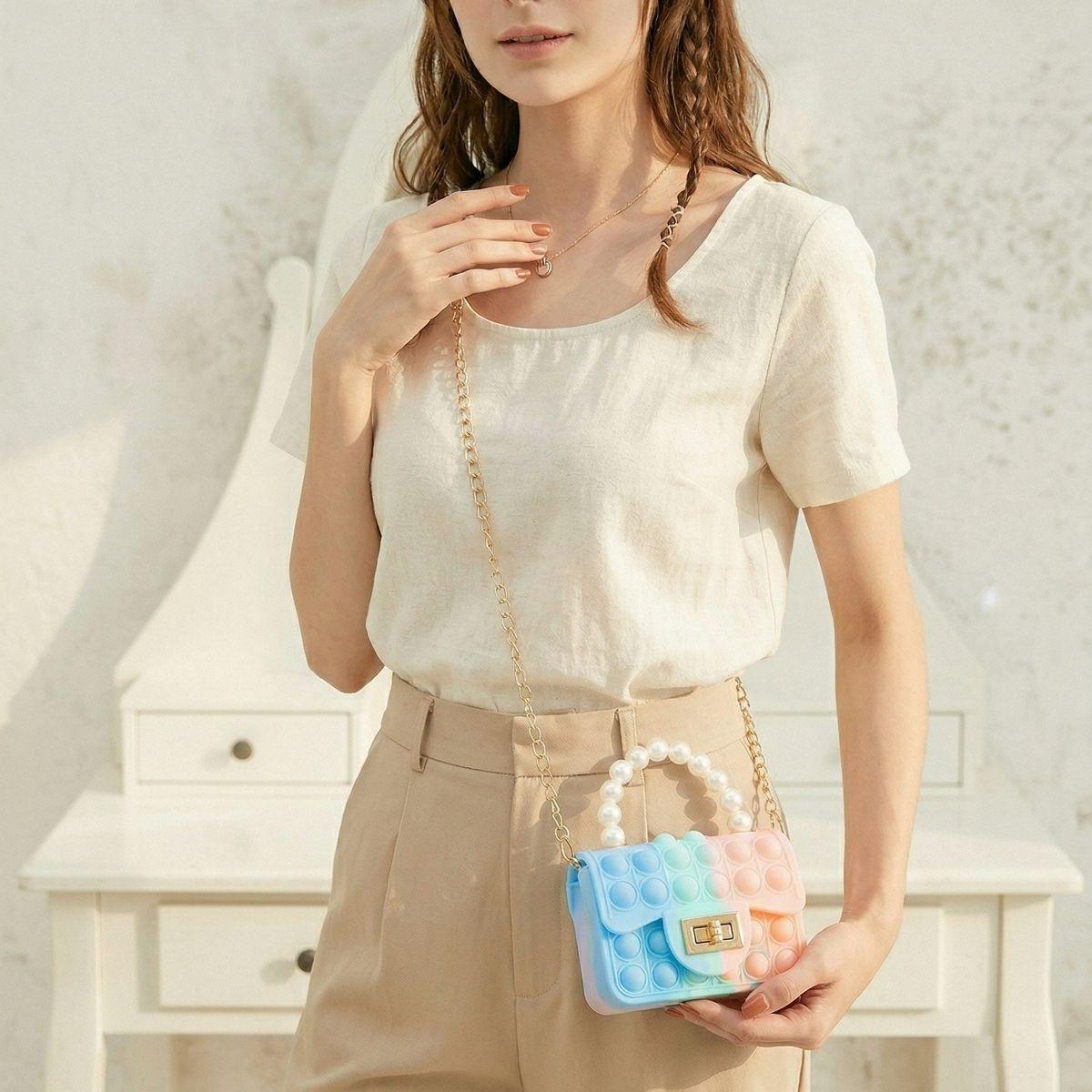 Women's Stylish Pop Bag Silicone Shoulder Bag with Pearl Handle, Chain and Mini Coin Purse for Daily Travel