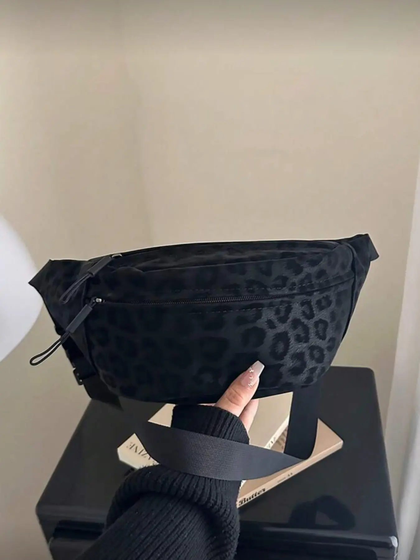 Velvet Leopard Print Crossbody Bag/waist Pack, Unisex, Suitable for University/school, Commute/office, Holidays/parties/vacations