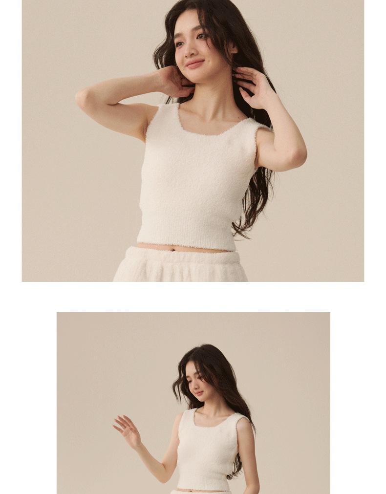 Women's Fuzzy Short Top, Wide Strap Sleeveless Fuzzy Knit Sweater Vest