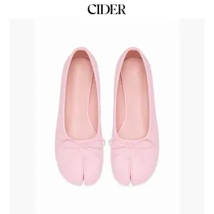 Cider BOWKNOT DECOR SPLIT TOE MARY JANE FLATS