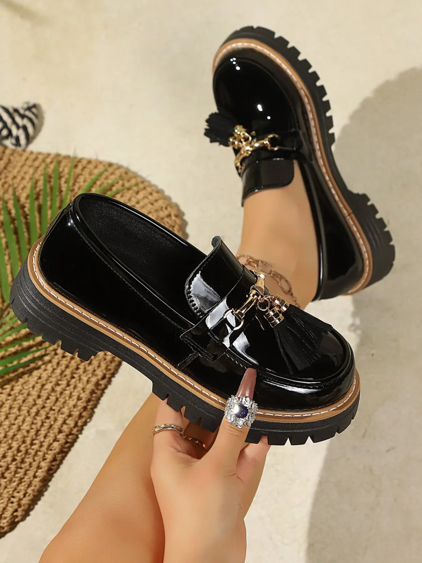 2026 New Women's PU Leather Loafers, Walking Shoes, Thick Sole Chunky Heel Slip-On Casual Work Shoes, College Student Shoes, 3 Colors Available