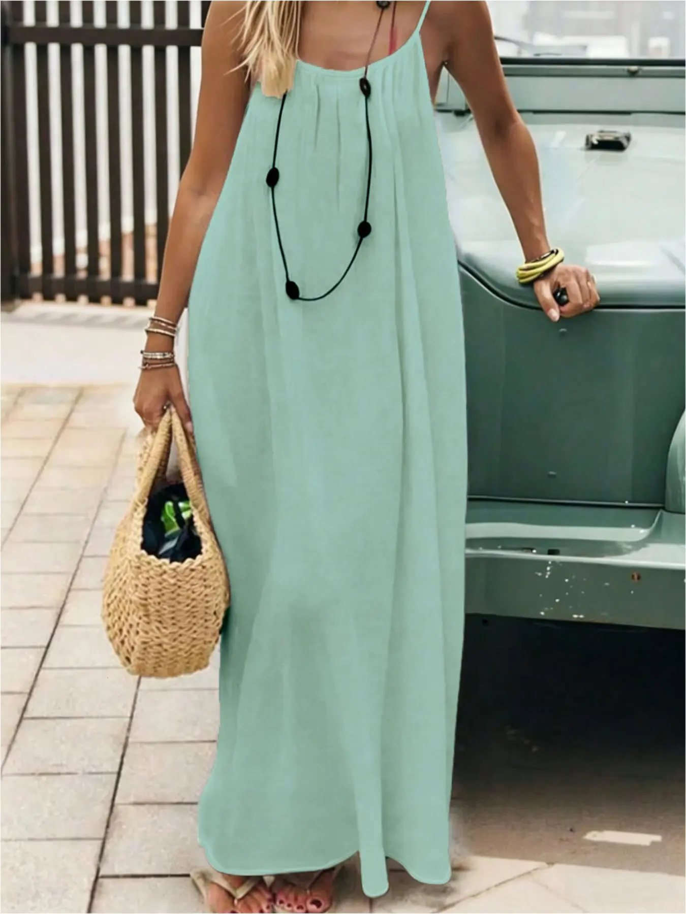 Women's Backless Sleeveless Halter Dress, Loose Fit Casual Lounge Wear, Sexy Deep Back Summer Long Dress, Lazy Style Sleepwear for Outdoor Use, Fashion