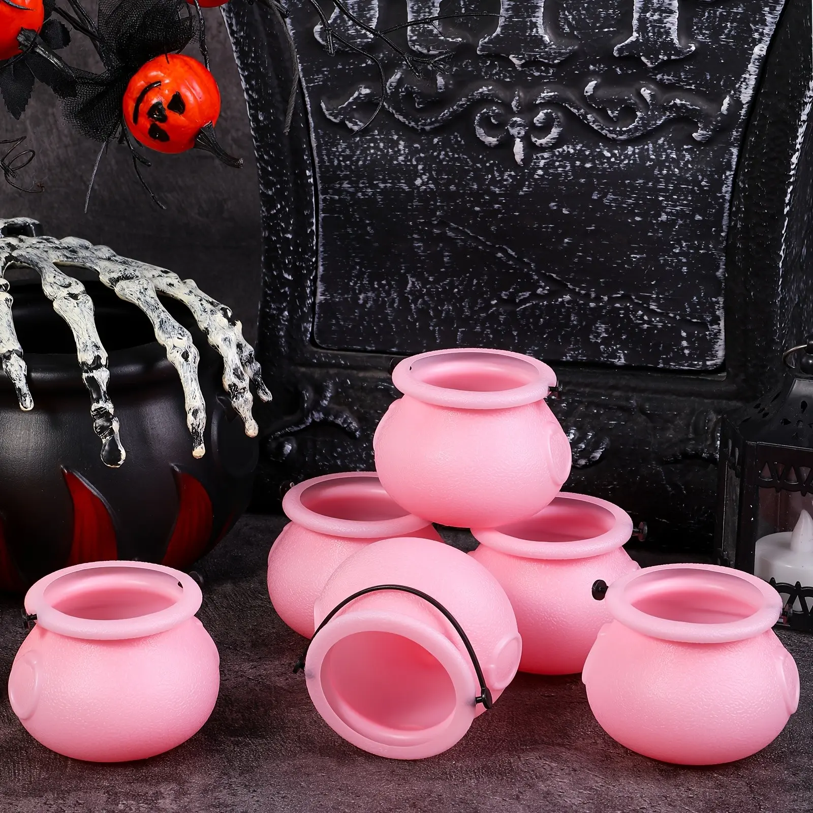 Mini Witch Cauldron Set of 6, Halloween Magical Pot Party Favor Decoration, Small Cauldron Ornaments for Holiday Layout, Non-Food Grade