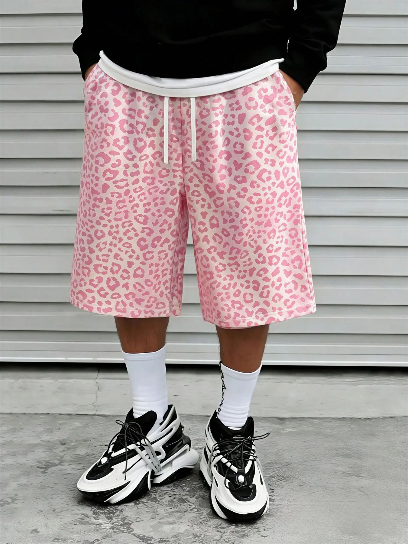 Men’s Soft Light Pink Leopard Print Drawstring Knee Length Sweat Shorts, Fresh Y2K Contrast Urban Streetwear Loose Casual Bottoms, Pale Pink Base With Soft Tone Leopard Spots, Elastic High Waist With Adjustable Front Drawcord, Straight Relaxed Knee-Length