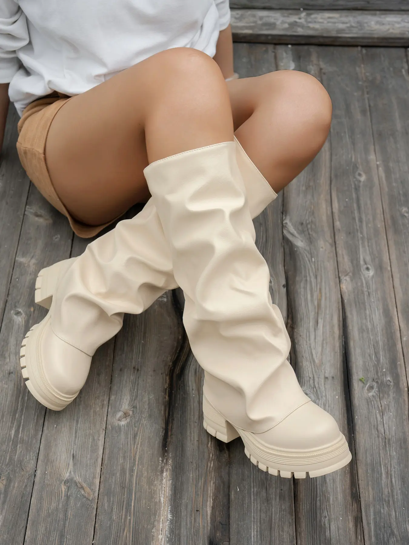【Black Friday】Women’s Black Slouchy Mid-Calf Boots with Chunky Lug Sole, Round Toe, and Block Heel, Casual Streetwear Boots