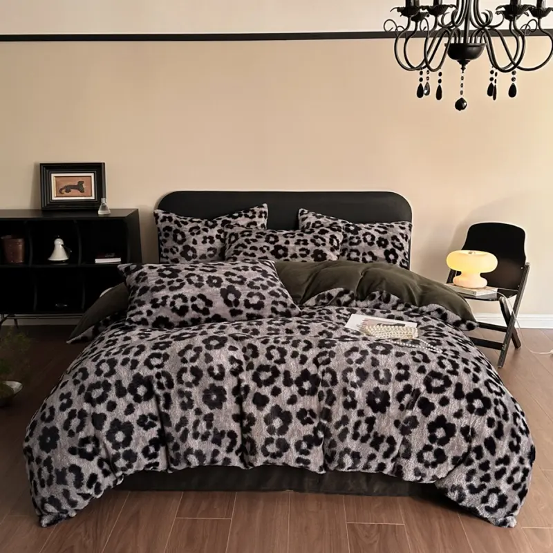 Faux Rabbit Fur Leopard Print Duvet Cover Set, Ultra Soft Fluffy Warm 3-Piece Comforter Cover Bedding with Zipper Closure, Includes 1 Duvet Cover & 2 Matching Pillowcases, All-Season Bedroom, Dorm & Guest Room Decor, Ideal Christmas Gift, No Insert