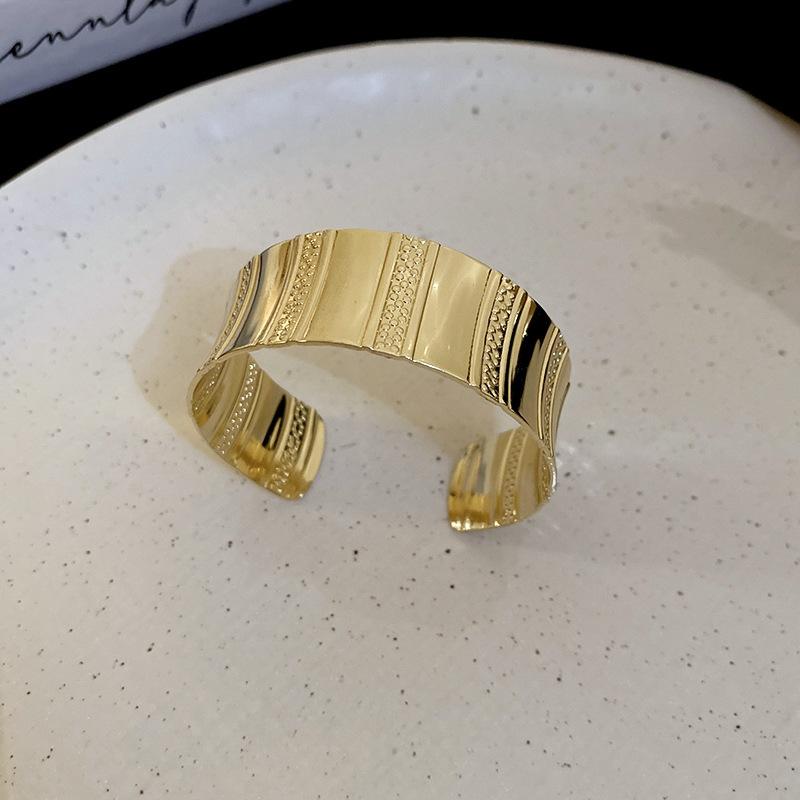 Silver Wide Cuff Bangle for Women, Minimalist Open Cuff Bracelet, Chunky Statement Jewelry for Daily Wear & Party