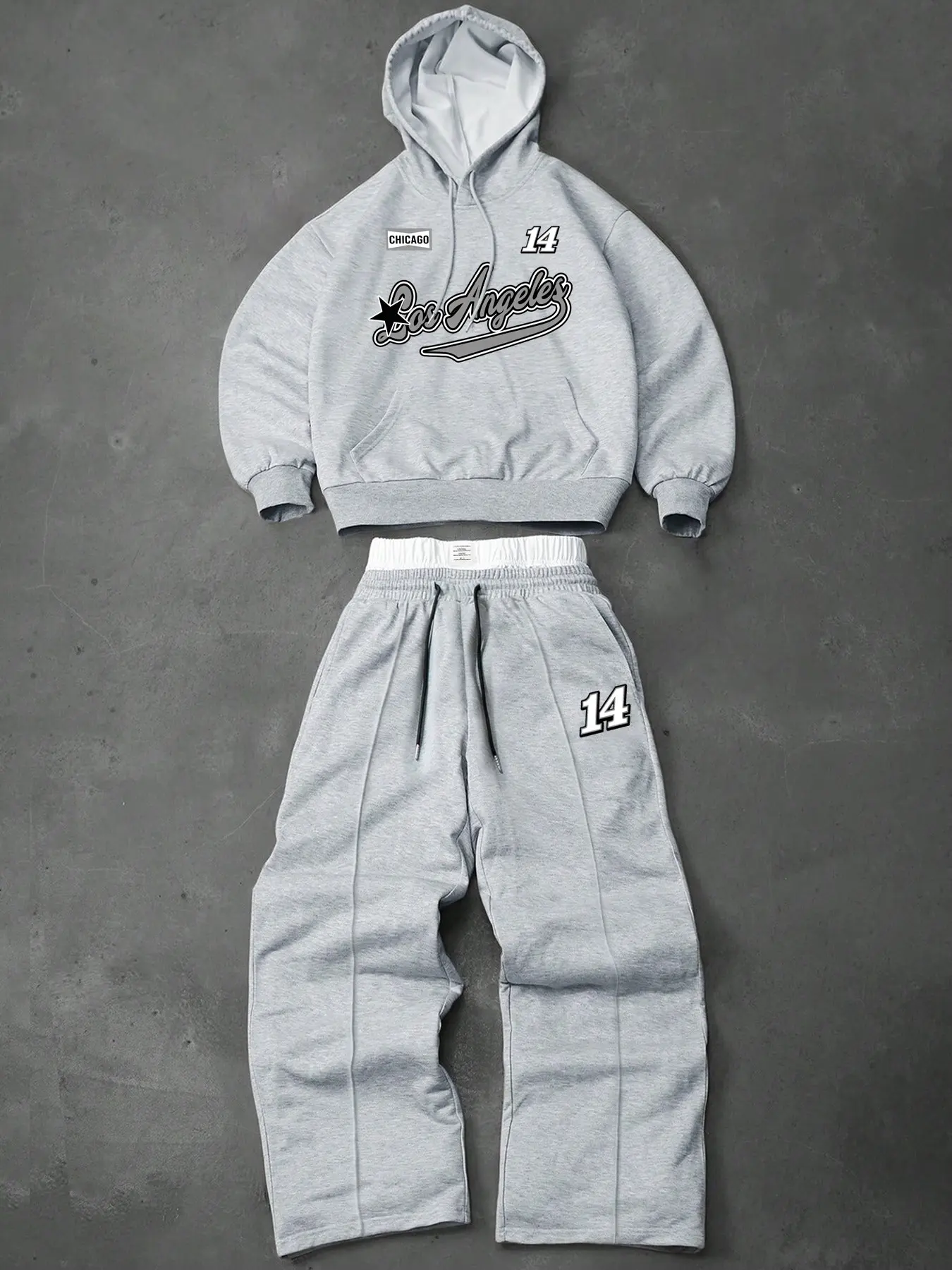 This casual sweatshirt set features American cursive lettering and number patterns on the chest, with matching prints on both the top and bottom for a retro street style.