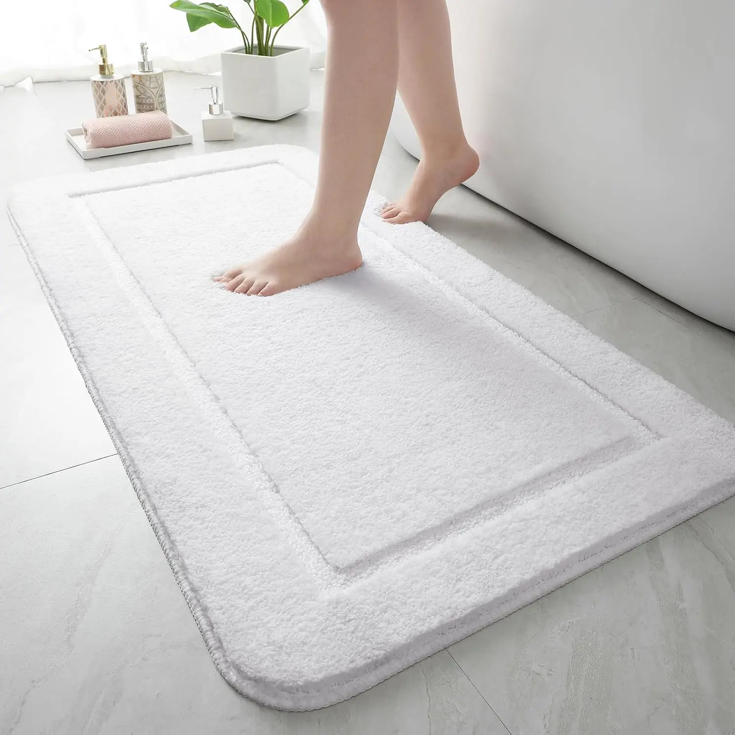 Bathroom Rugs 20x32 inch Non Slip Washable Bathroom Runner Rug, Extra Soft Long Bath Rugs, Absorbent Bath Mat for Shower , White