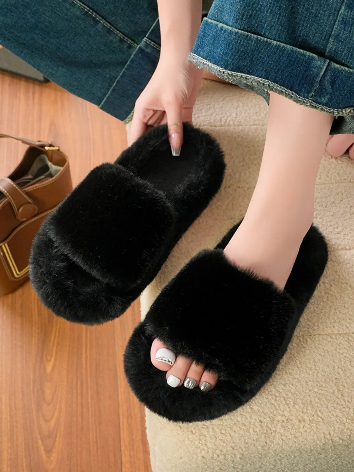 Women's Fall Winter New Round Toe Thick Sole Solid Color Plush Open-Toe Slippers, Warm Home Wear Anti-Slip Flat Cotton Shoes