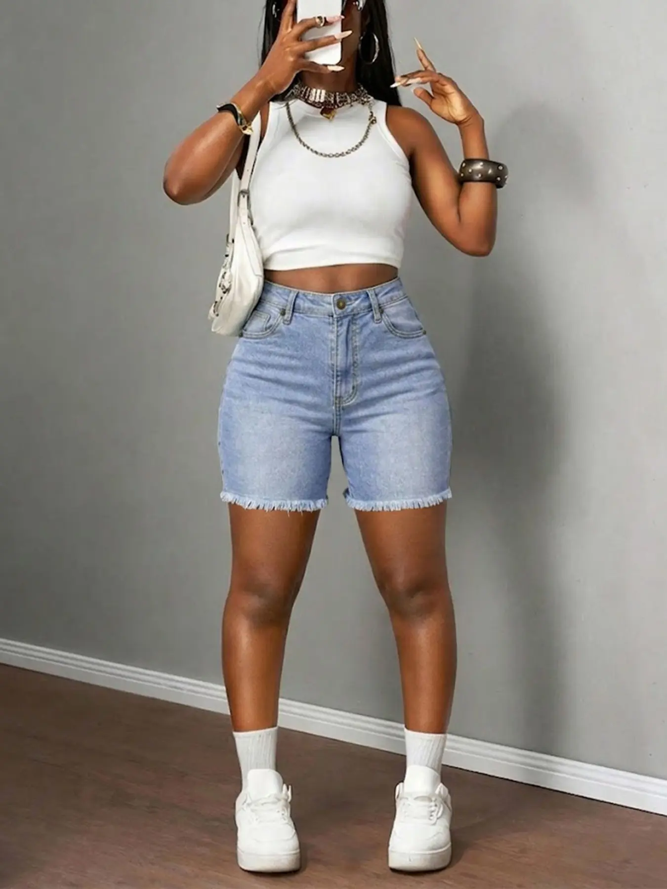 Women’s High Rise Raw Edge Denim Bike Shorts, Stretch Fit Curvy Bodycon Jean Shorts, Summer Streetwear Shorts for Women
