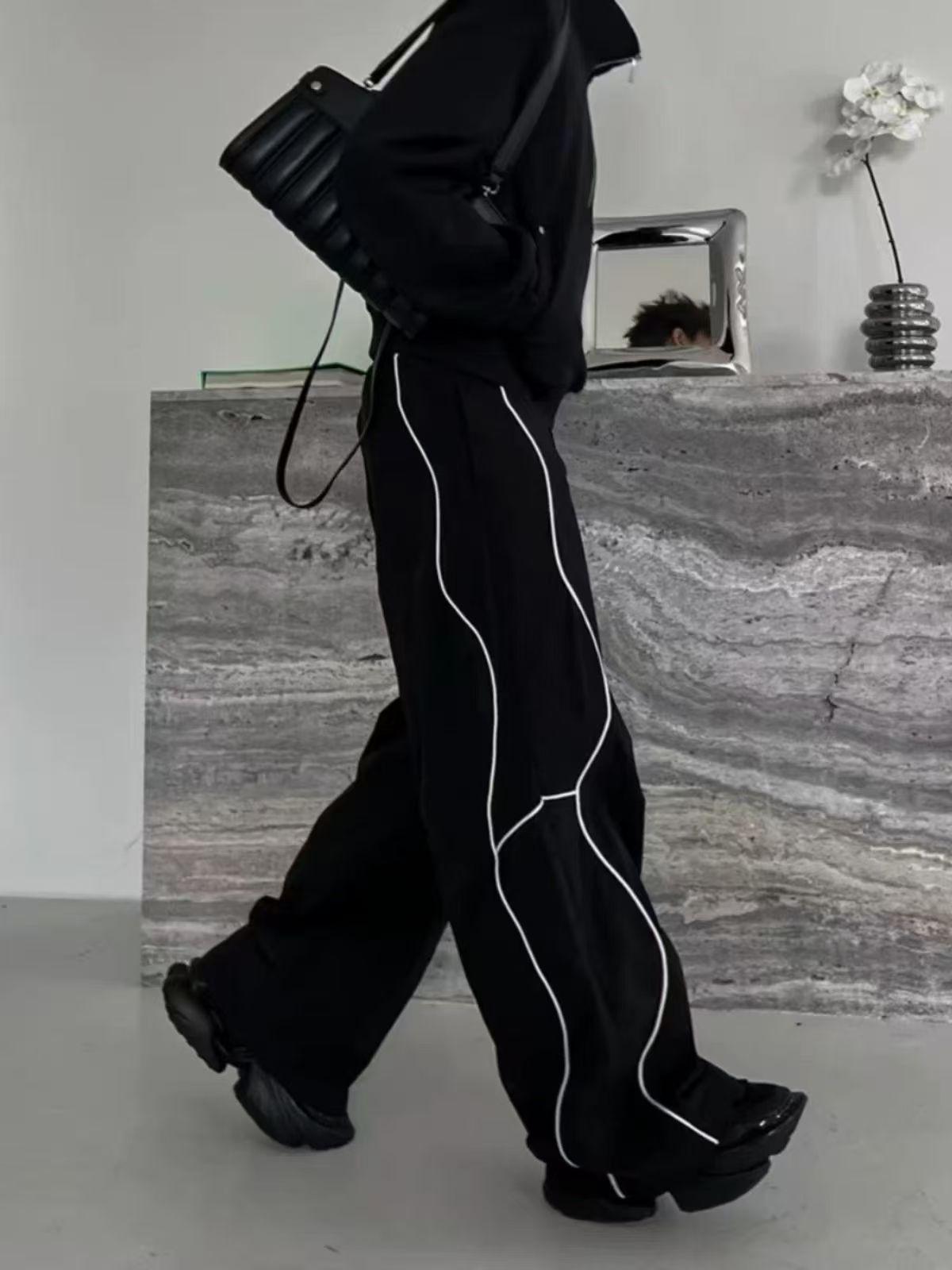 Black Curved Piping Wide-Leg Sweatpants | Streetwear Bottoms