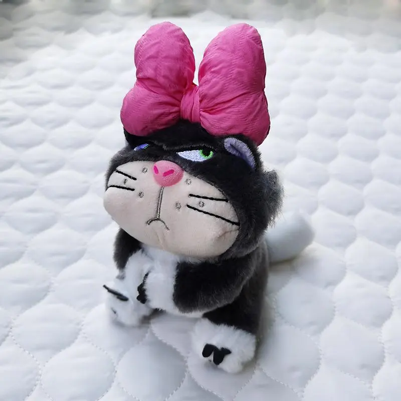 gray （with pink bowknot)