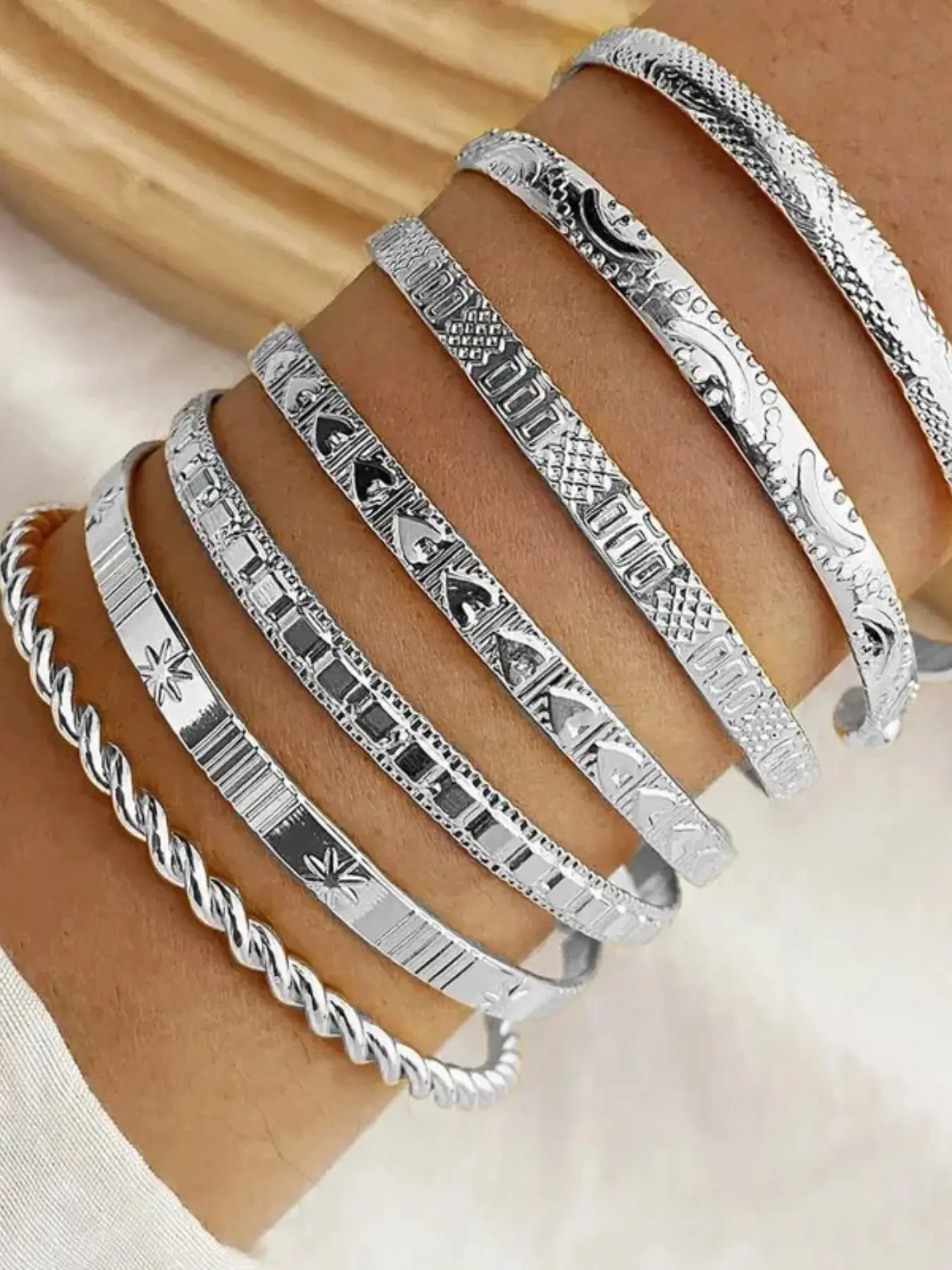 7pcs/set Boho Indian Multi Bangle Bracelet Set, Punk Chunky Stackable Textured Bracelets, Elegant Hand Chain for Teen Girls and Women