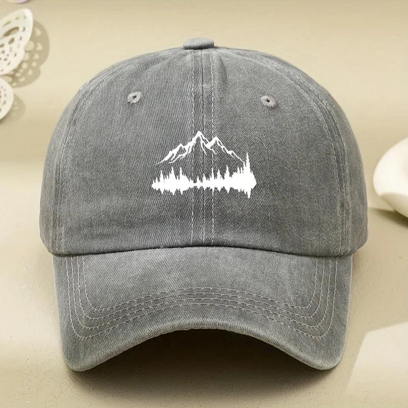 Adjustable buckle baseball cap with forest print, curved brim, outdoor casual duckbill cap, adjustable for sun protection