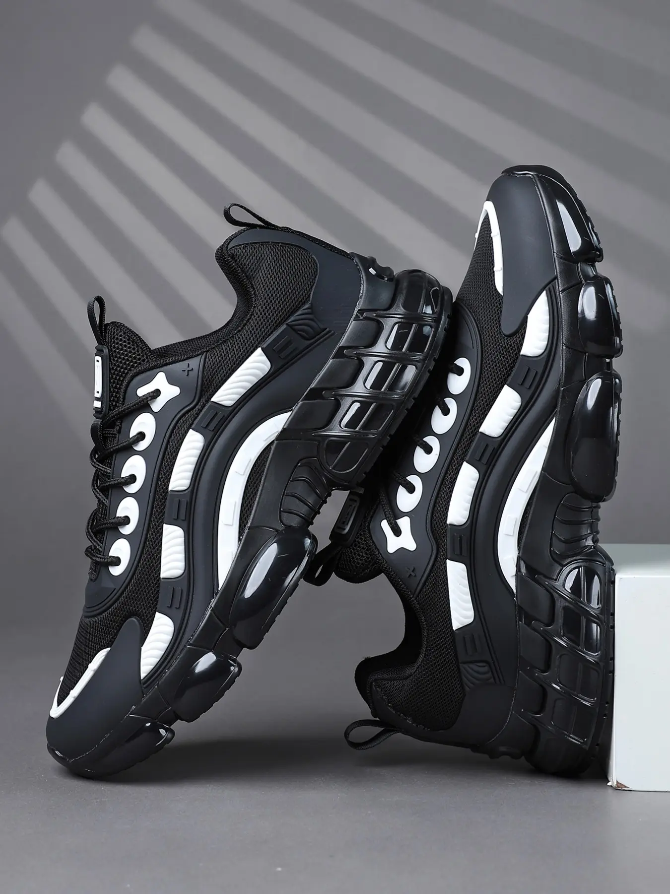 Men's Cyberpunk Style Sneakers, Durable Bubble Cushioning, All-Season Sporty Shoes, PU Leather, Tpu Sole, Colorblock Design, Stylish Sneaker, Casual Sneaker Trainer