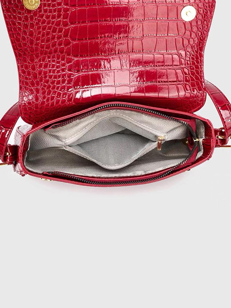 Vintage Minimalist Women's Square Bag in Wine, Crocodile Pattern PU Leather Classic Flap Shoulder Bag, Versatile for Commuting and Parties