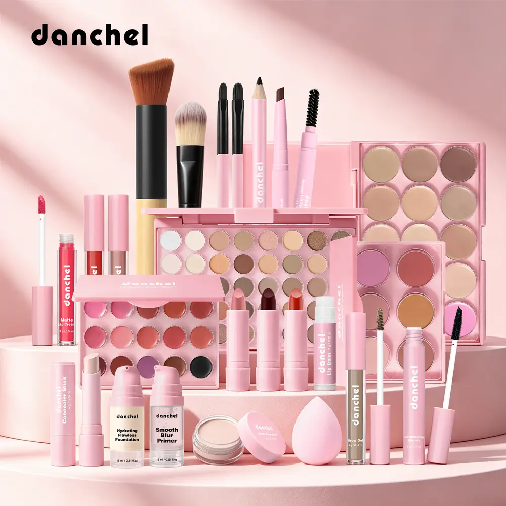 A complete face makeup set, including all products for base, concealer, and lips. It blends easily, perfect for everyday light makeup, touch-ups on the go, and a top choice for gifts during back-to-school, Christmas, and Valentine's Day.