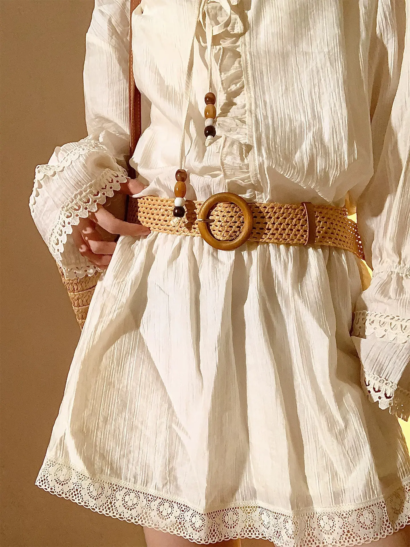Women's Braided Belt with Wooden Ring Buckle, Hollow Out Design, Fashion Belt, Perfect for Beachwear, Summer Vacation, Daily Wear Accessories