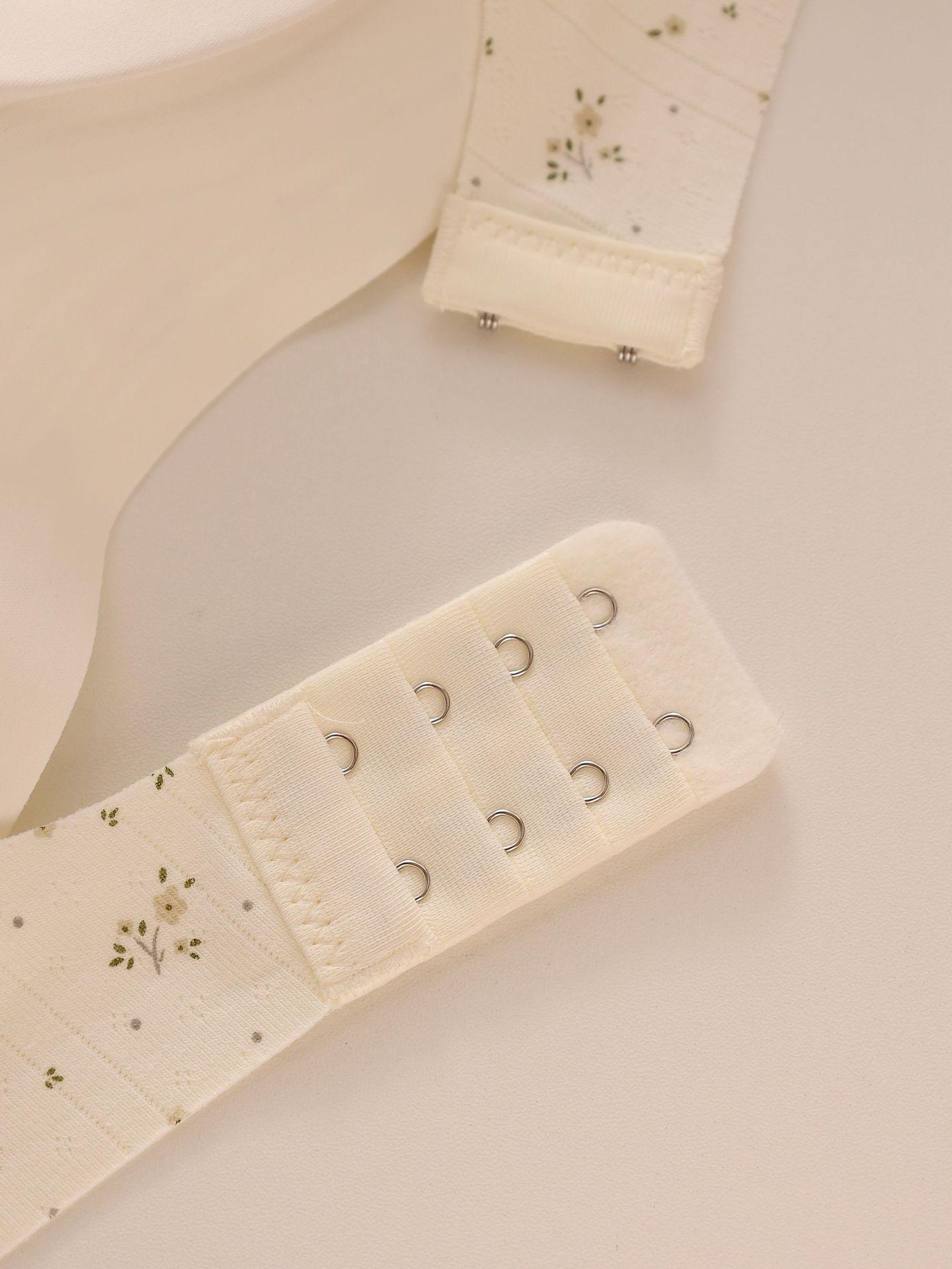 Girly Concept Soufflé Breathable Triangle Cup Bra Wireless Push-Up Comfortable Anti-Sagging Bra OB113