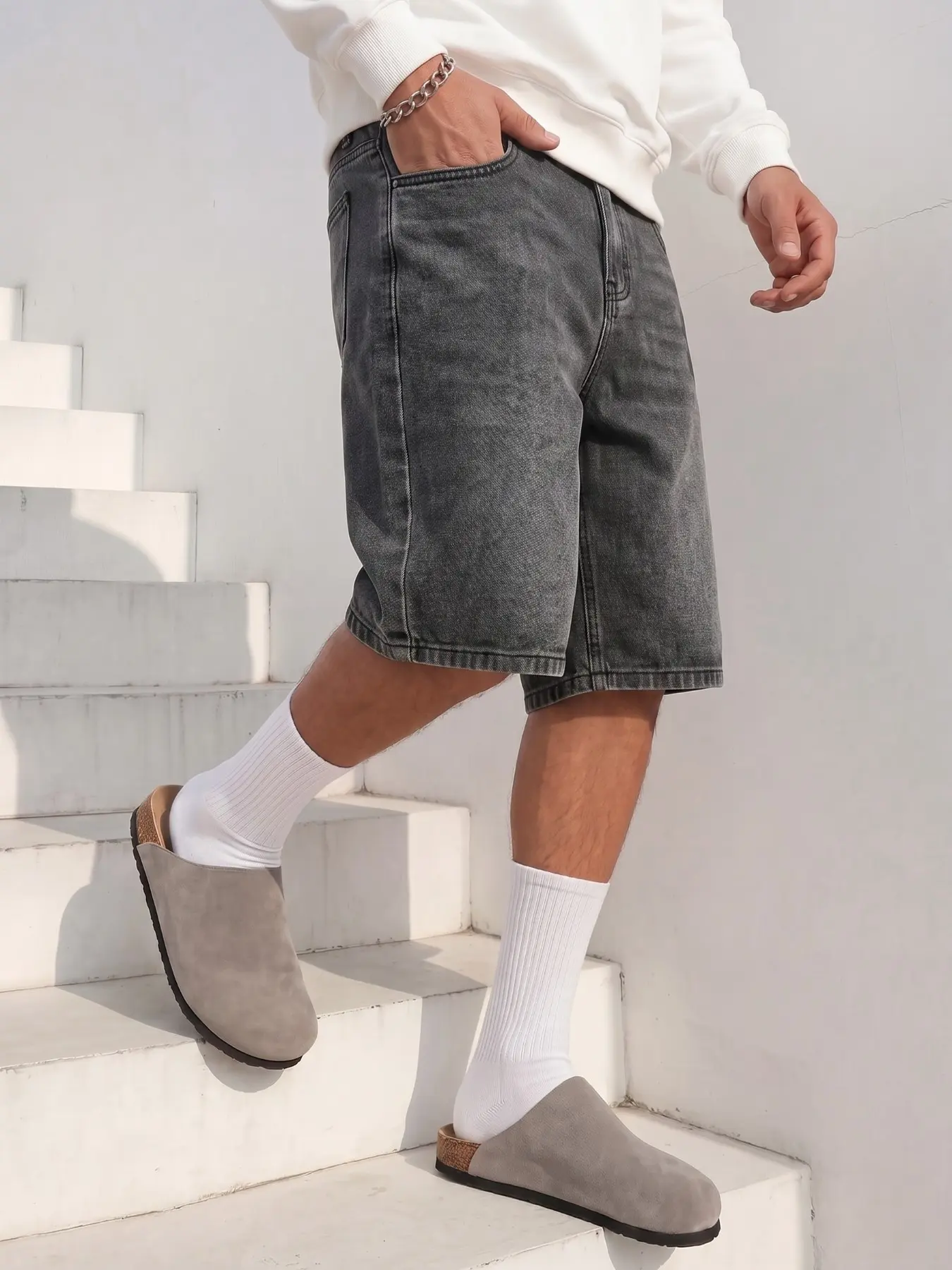 Men's Washed Vintage Jeans Shorts, Denim Look, Urban Streetwear, Four-Season Wear, Ideal for Daily, Loose-Fitting, Solid Pattern