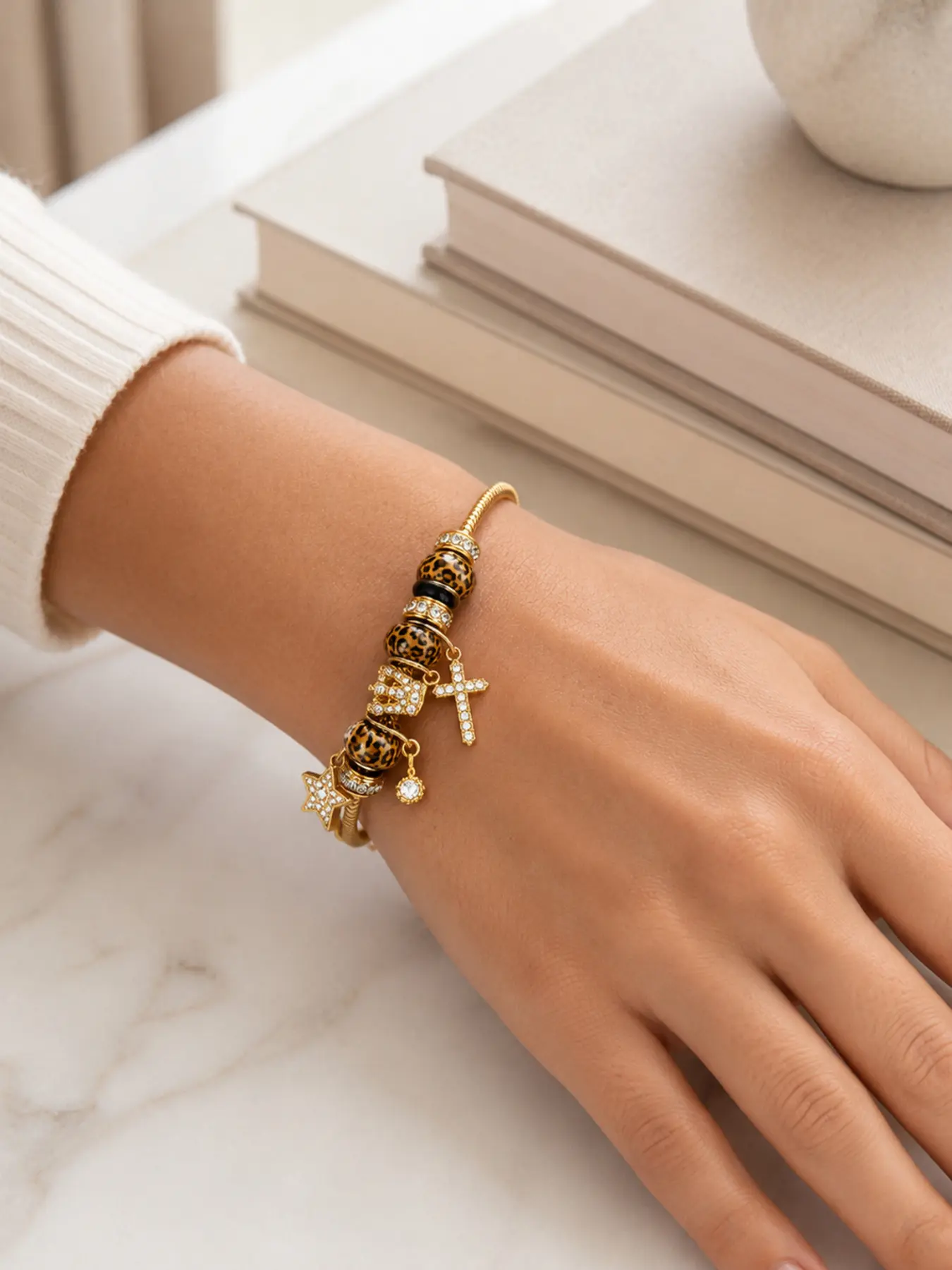 Gold-Tone Leopard Print Beaded Charm Bracelet for Women & Teen Girls, Adjustable Rhinestone Cross Star Crown Pendant Bracelet, Y2K Animal Print Statement Jewelry for Everyday Wear, Parties, Date Night, Halloween Costume & Christmas Gift