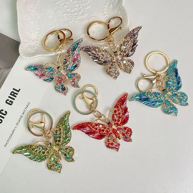 Vintage Butterfly Keychain Crystal Rhinestone Bag Charm Sparkly Pendant Aesthetic Purse Charm for Women Girls Car Keys Handbag Backpack Key Ring Cute Gift Accessory