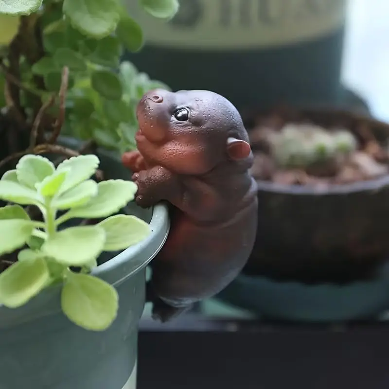 Hippo  Pot Hugger Figurine, Funny Hippo Planter Decor for Flower Pots, Cute  Garden Decor for Indoor Outdoor Patio Yard Lawn, Hippo Garden Statue  Lover