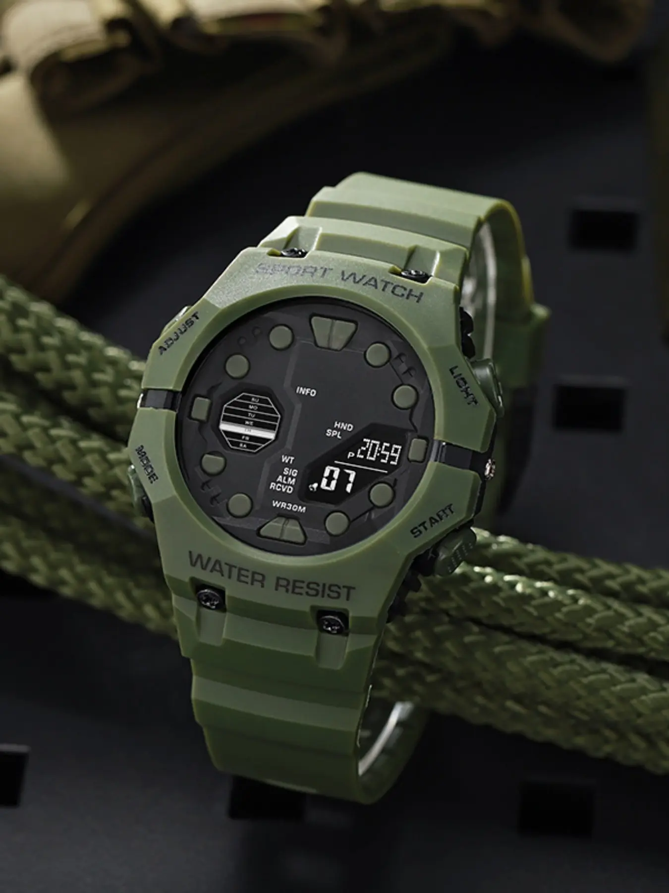 New Kids' Electronic Watch, Outdoor Sports Wristwatch for Boys and Girls, High-Profile Fashion Watch, Trendy Middle School Watch, Digital Watches