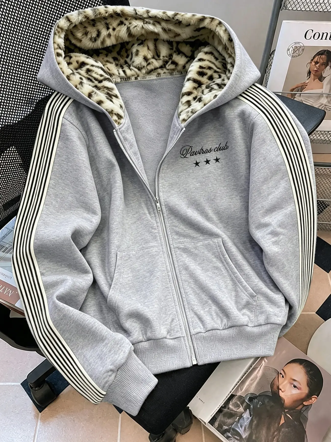 Men's Leopard Print Hoodie, Fall Winter Casual Loose-Fit Jumper, Retro Style for Daily Wear, Perfect Gift for Friends