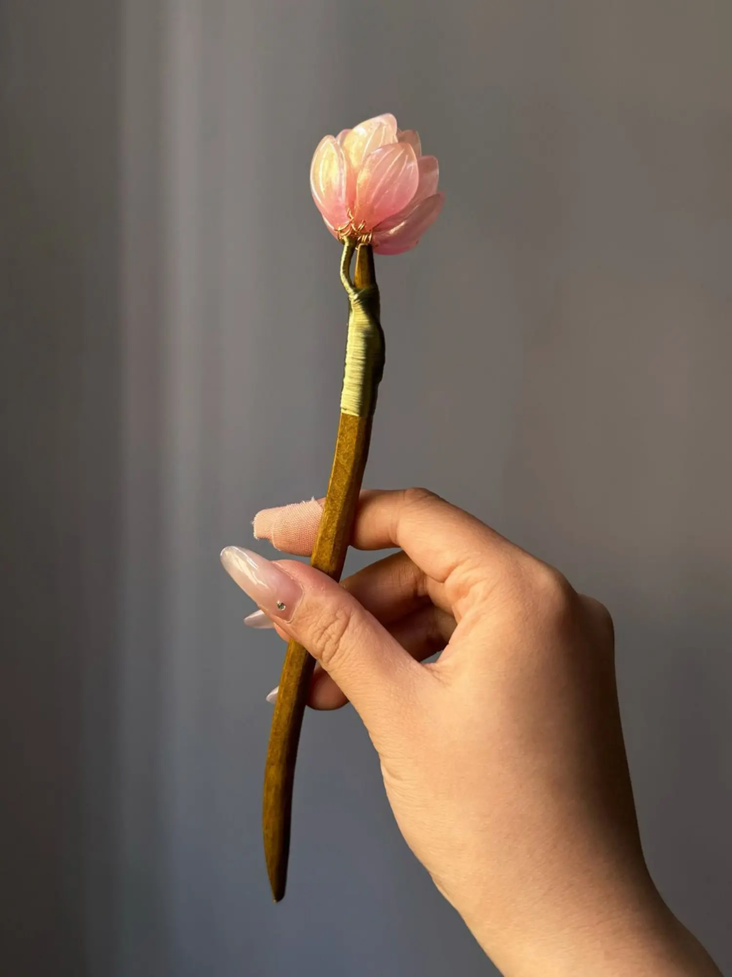 Vintage New Chinese Style Small Lotus Wooden Hairpin, Traditional Wood Hair Accessory, Hanfu Ancient Costume Jewelry, Elegant Hair Ornament, Fashion Hair Accessories