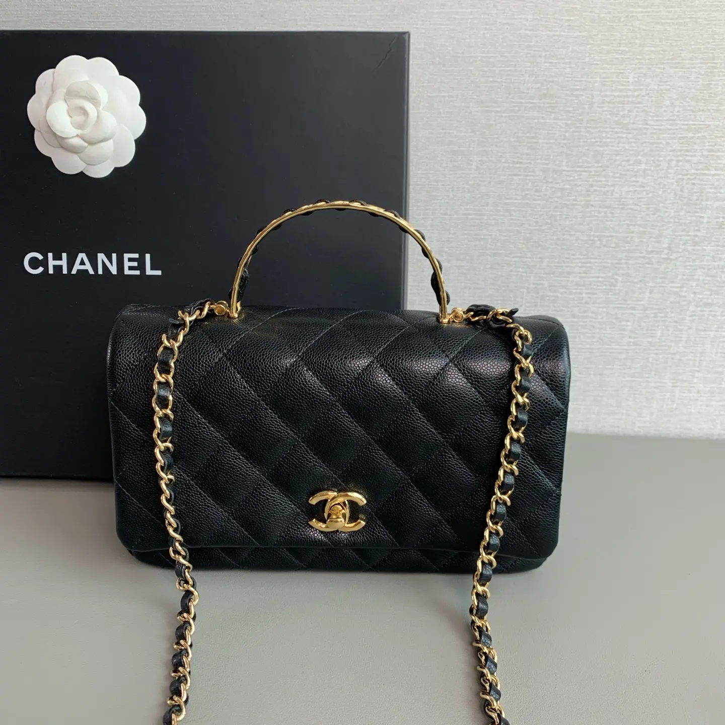 Pre-owned Chanel 26P CF Mini Authentic Black Gold Hardware Caviar Leather Luxury Crossbody Bag, Black Purse P07E15015, Authentic Bag