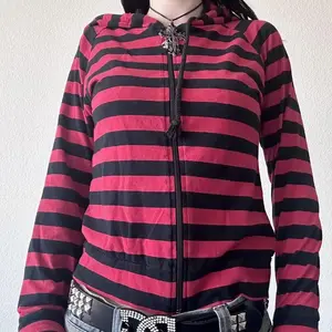 Y2K Striped Zip Up Hoodies Sweatshirts for Women E-girl Gothic Emo Mall Goth Sweatshirts 2000s Retro Harajuku Jackets Streetwear