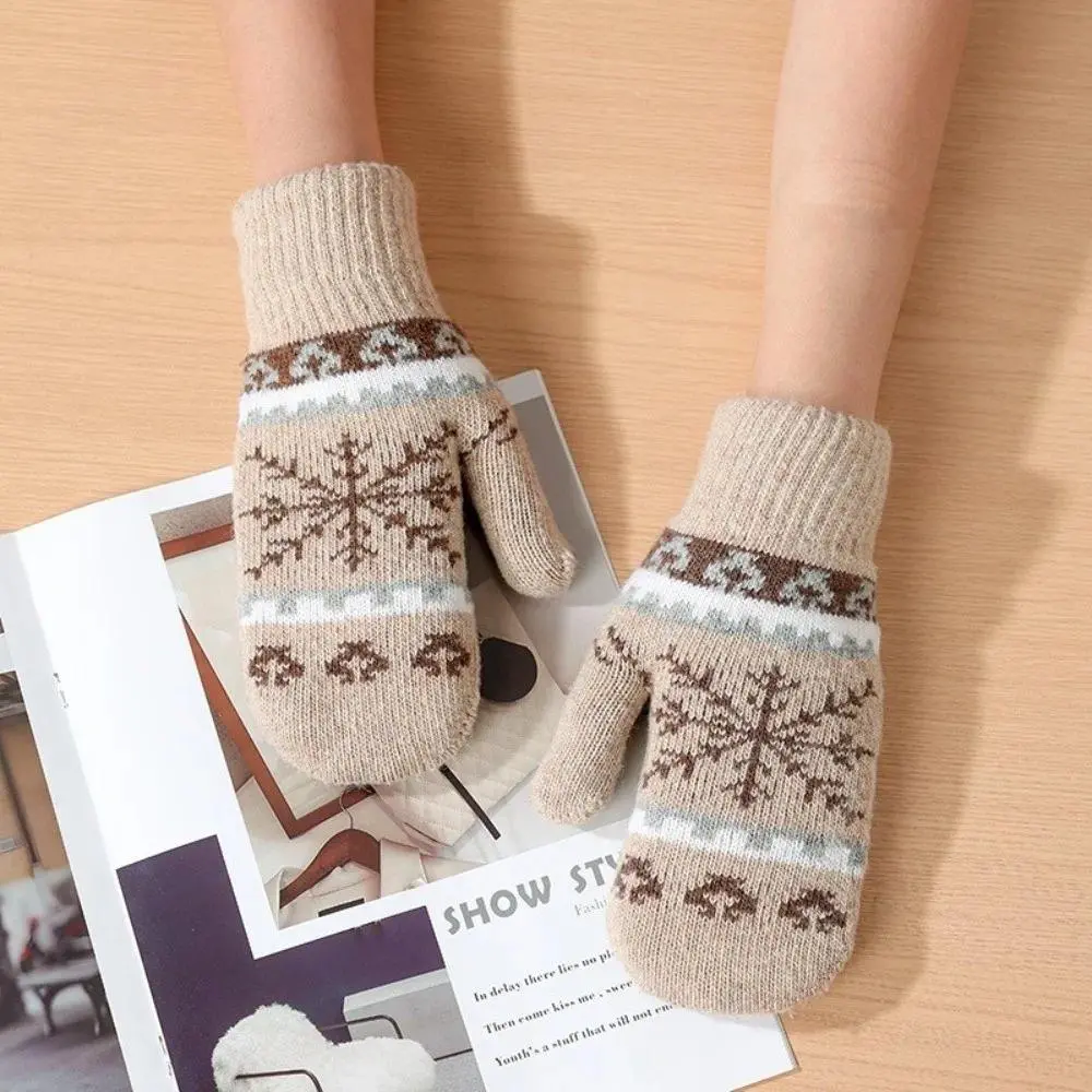 Women's Cozy Fleece-Lined Winter Mittens - Soft Knitted Snowflake Pattern, Thick Thermal Windproof Cold Weather Gear, Outdoor Play Accessory, Daily Commute Use, Ideal Holiday Gift