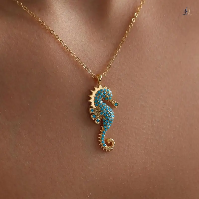 Stainless Steel Seahorse Pendant Necklace, Trending Blue Inlaid Crystal Neck Jewelry, Modern Ins Niche Ocean Charm, Minimalist Daily Neck Accessory, Smooth Electroplated Anti-fade Design for Street Style Dating Party Gifts
